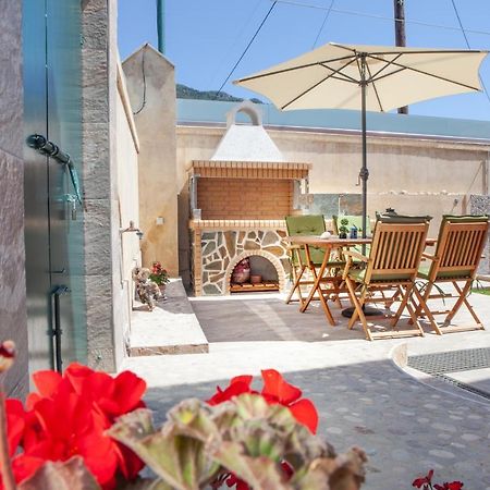 Filipposresort Άγιος Γόρδιος Εξωτερικό φωτογραφία